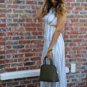 💙 Unique Cut-out Maxi
